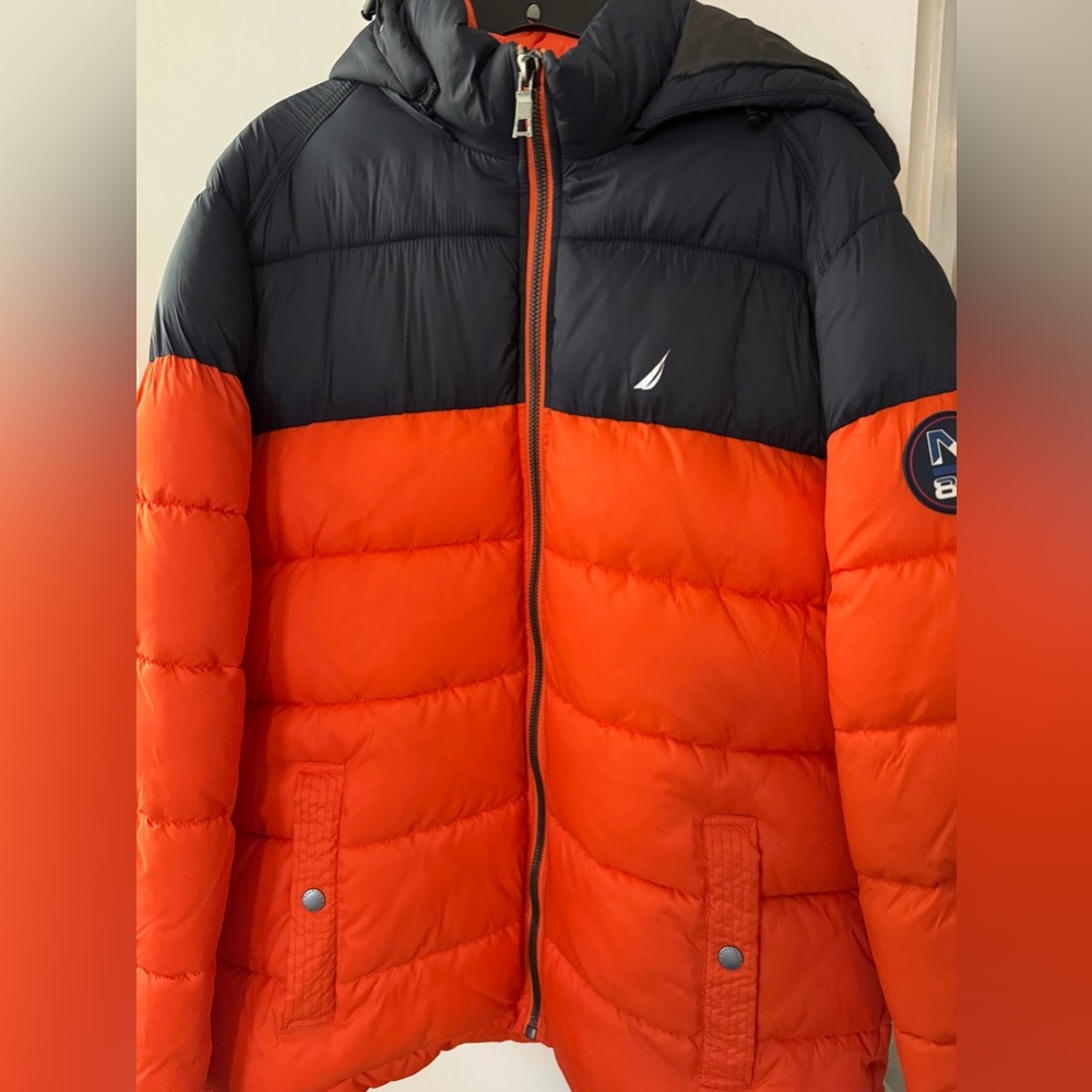 Nautica Men’s Orange and Black Thick Puffer Coat w Hood sz XL